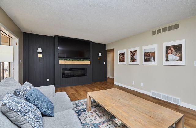 1106 SE Rio Drive, Ankeny, IA 50021