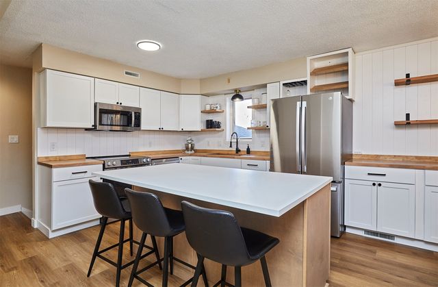 1106 SE Rio Drive, Ankeny, IA 50021