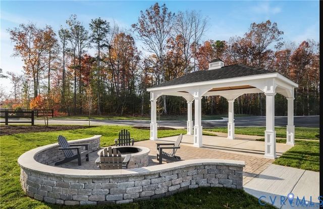10607 Pink Lilly Ln, Chester, VA 23831