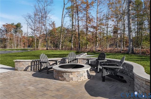 10607 Pink Lilly Ln, Chester, VA 23831