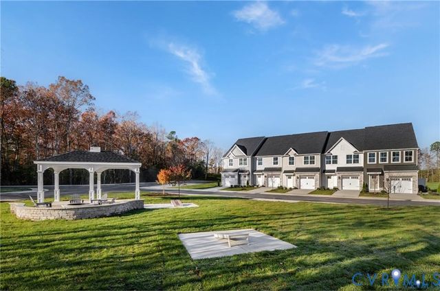 10607 Pink Lilly Ln, Chester, VA 23831