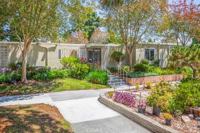 313 Avenida Castilla B, Laguna Woods, CA 92637