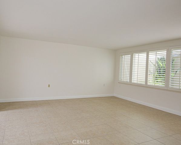 313 Avenida Castilla B, Laguna Woods, CA 92637