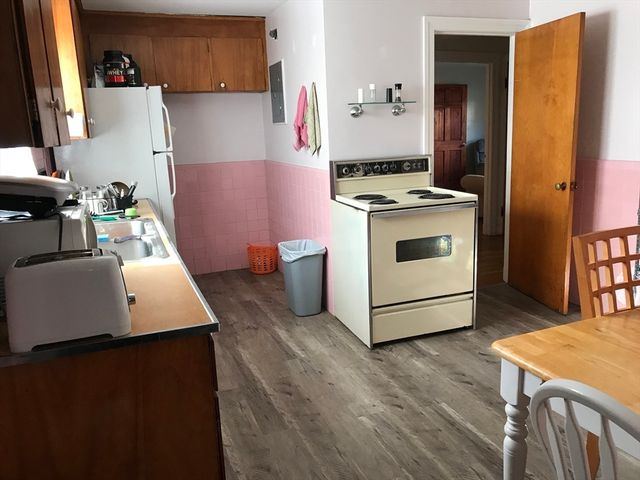 18 Caltha 0, Boston, MA 02135