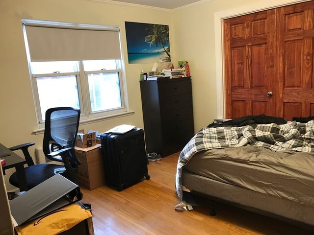 18 Caltha 0, Boston, MA 02135