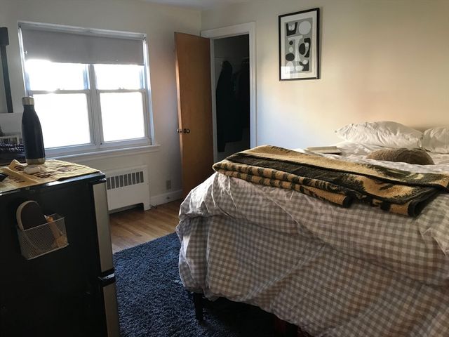 18 Caltha 0, Boston, MA 02135