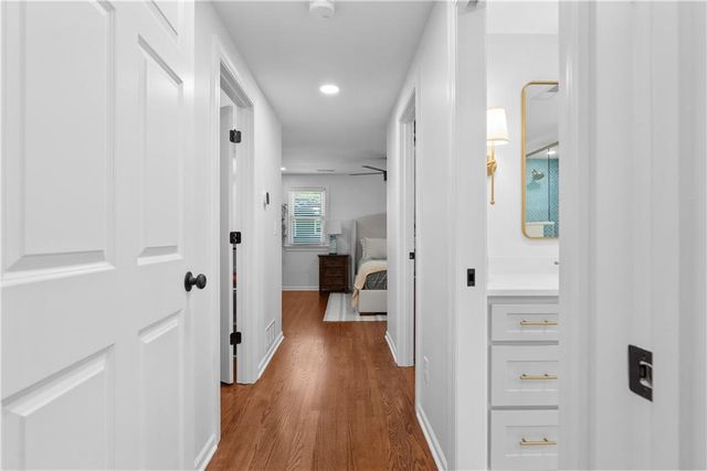 2300 W 103rd Terrace, Leawood, KS 66206