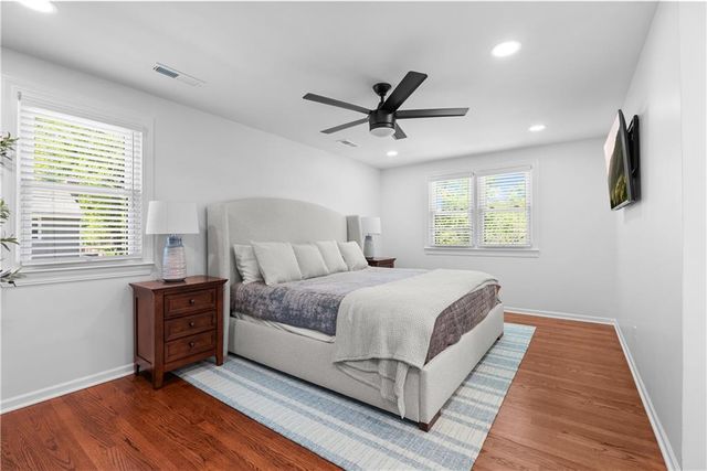 2300 W 103rd Terrace, Leawood, KS 66206
