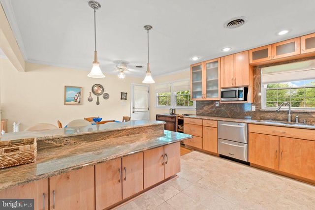 3118 GREENWAY DR, Ellicott City, MD 21042