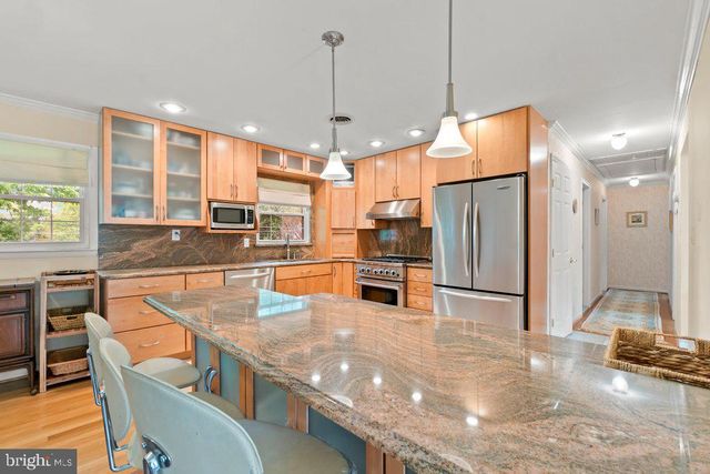 3118 GREENWAY DR, Ellicott City, MD 21042