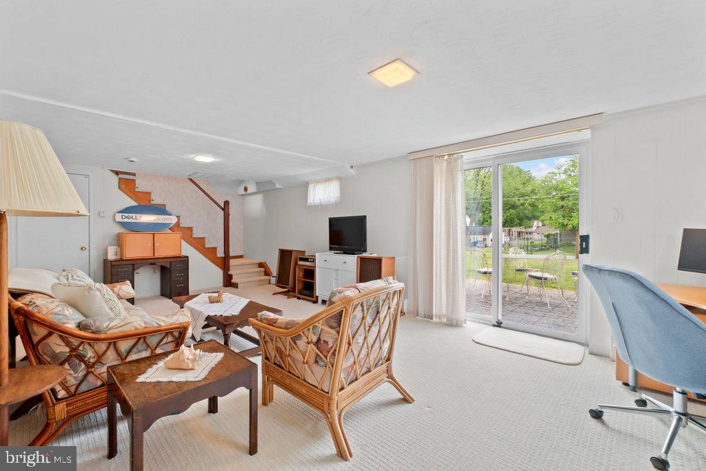 Image 21 of property listing at 3118 GREENWAY DR, Ellicott City, MD 21042