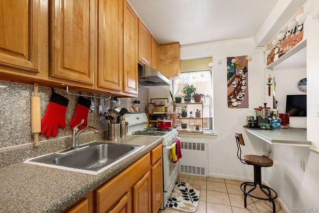 138 71st Street F15, Brooklyn, NY 11209