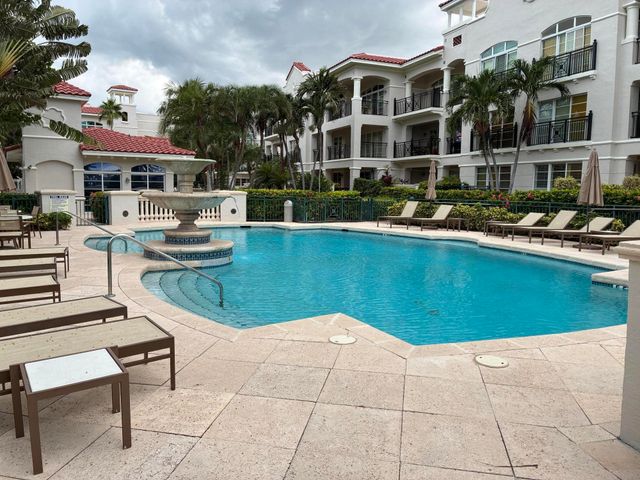 1230 Hillsboro Mile 308, Hillsboro Beach, FL 33062
