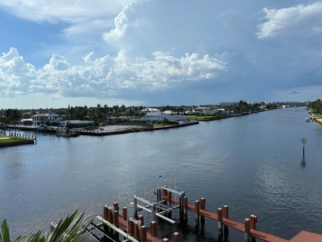1230 Hillsboro Mile 308, Hillsboro Beach, FL 33062