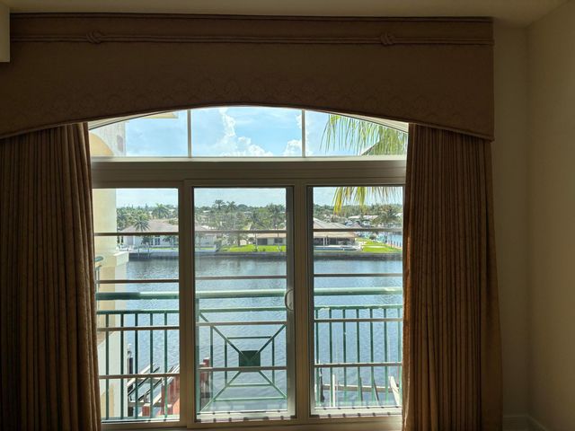 1230 Hillsboro Mile 308, Hillsboro Beach, FL 33062
