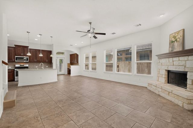 105 Martino TRL, Georgetown, TX 78628