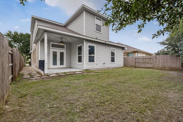 105 Martino TRL, Georgetown, TX 78628