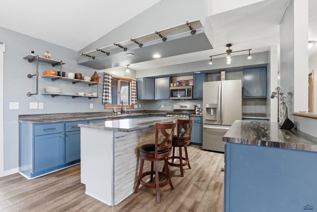 7205 TIMBERLINE RD, Black Hawk, SD 57718