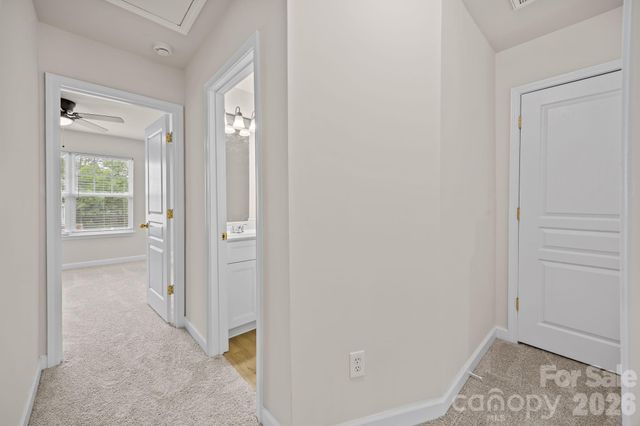 2750 Avalon Loop Road, Charlotte, NC 28269