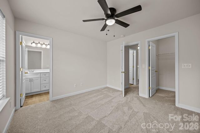 2750 Avalon Loop Road, Charlotte, NC 28269