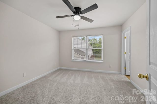 2750 Avalon Loop Road, Charlotte, NC 28269