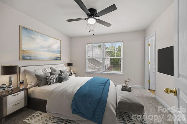 2750 Avalon Loop Road, Charlotte, NC 28269