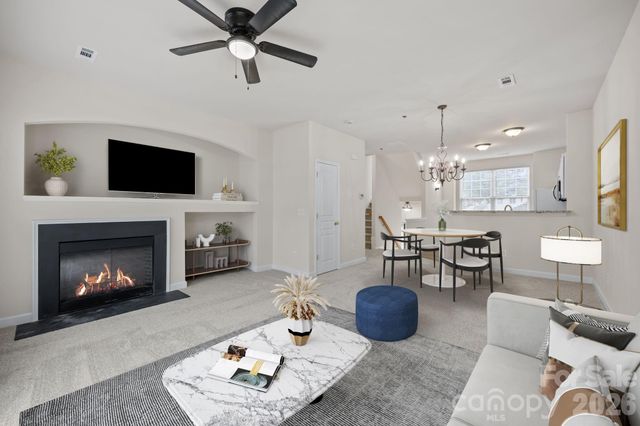 2750 Avalon Loop Road, Charlotte, NC 28269