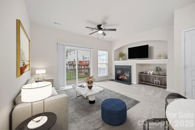 2750 Avalon Loop Road, Charlotte, NC 28269