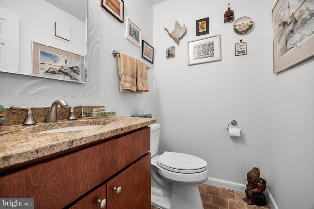 1024 BOBWHITE DR, Cherry Hill, NJ 08003