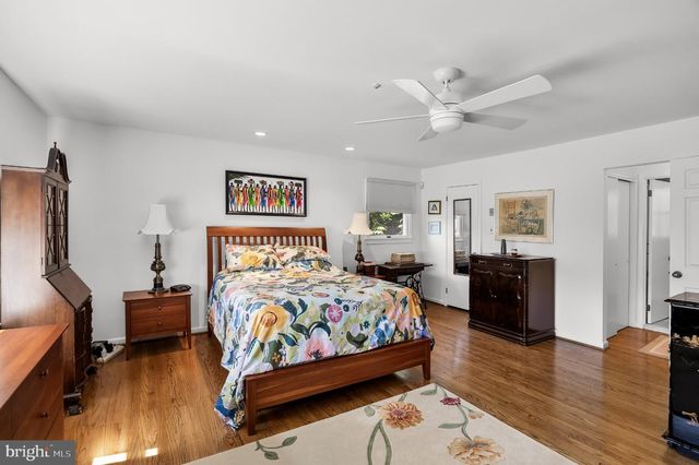 1024 BOBWHITE DR, Cherry Hill, NJ 08003