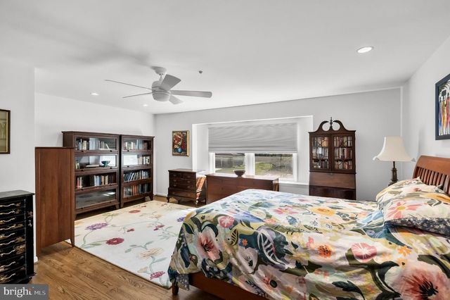 1024 BOBWHITE DR, Cherry Hill, NJ 08003