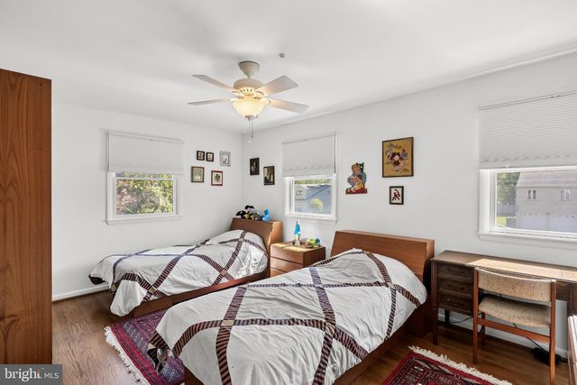 1024 BOBWHITE DR, Cherry Hill, NJ 08003