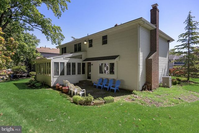 1024 BOBWHITE DR, Cherry Hill, NJ 08003