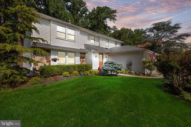 1024 BOBWHITE DR, Cherry Hill, NJ 08003
