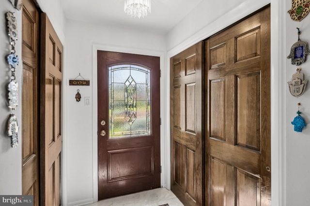 1024 BOBWHITE DR, Cherry Hill, NJ 08003