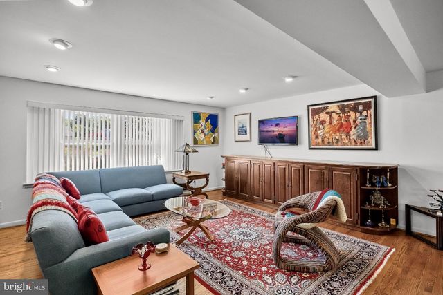 1024 BOBWHITE DR, Cherry Hill, NJ 08003