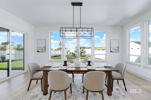 14041 N Hornbill Way, Boise, ID 83714