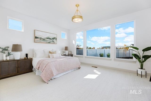 14041 N Hornbill Way, Boise, ID 83714