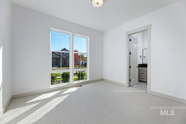 14041 N Hornbill Way, Boise, ID 83714