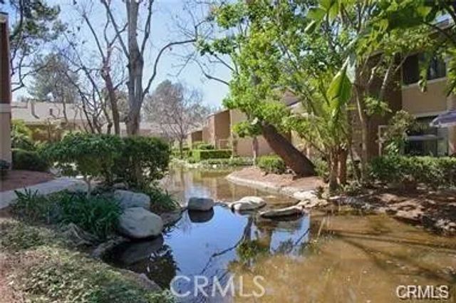 94 Lakepines, Irvine, CA 92620