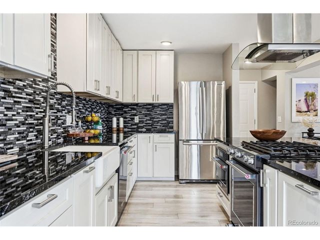 30 S Moline St, Aurora, CO 80012