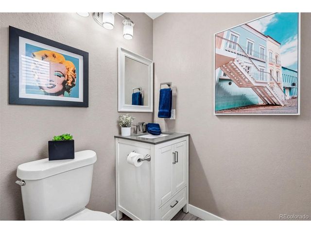 30 S Moline St, Aurora, CO 80012