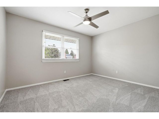 30 S Moline St, Aurora, CO 80012