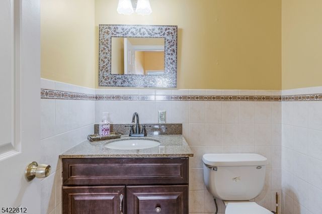 17 Denbigh Dr, Franklin Twp., NJ 08873