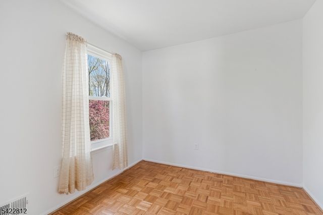 17 Denbigh Dr, Franklin Twp., NJ 08873