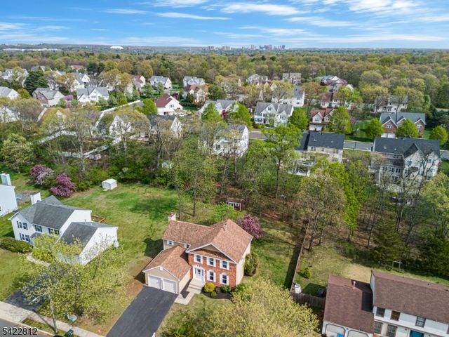 17 Denbigh Dr, Franklin Twp., NJ 08873