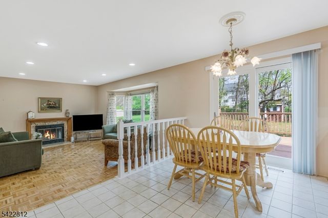 17 Denbigh Dr, Franklin Twp., NJ 08873