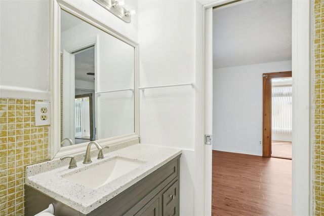 1975 TEMPLE TERRACE, Clearwater, FL 33764