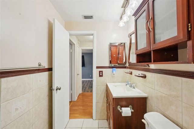 1975 TEMPLE TERRACE, Clearwater, FL 33764