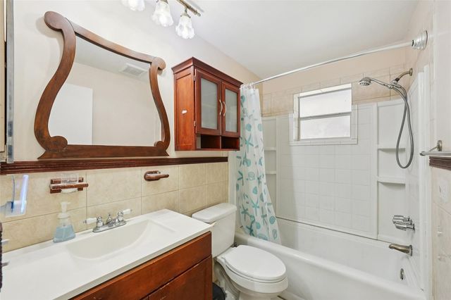 1975 TEMPLE TERRACE, Clearwater, FL 33764